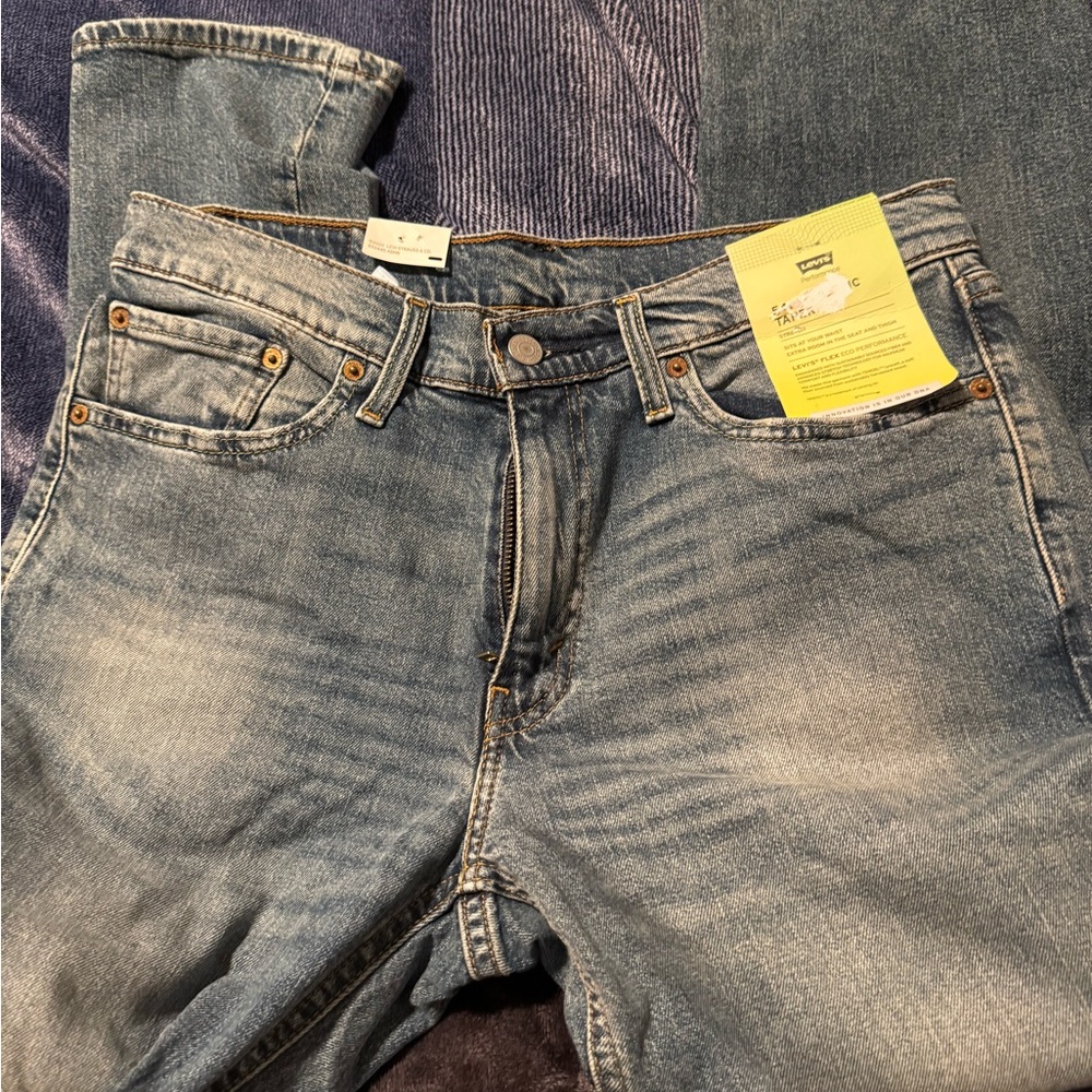 Levi's Light Blue Relaxed Fit Jeans